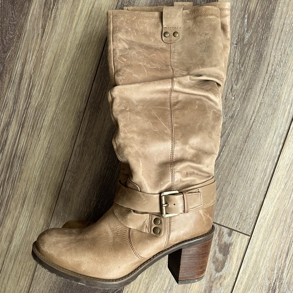 Leather boots, size 40 / 9US